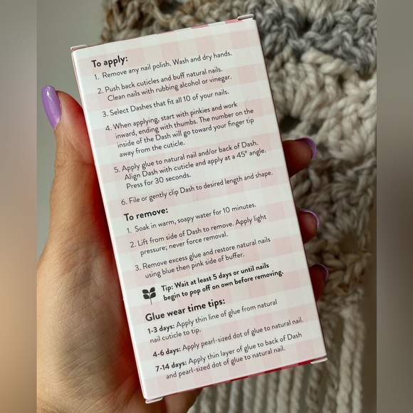 Red Aspe Nail Dashes in Picnic with Sydney Red and White Checkered Press Ons - Picture 3 of 4